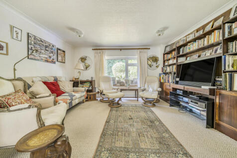 Second Sitting Area