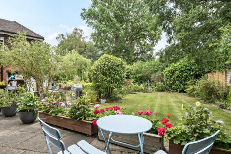Pretty Garden
