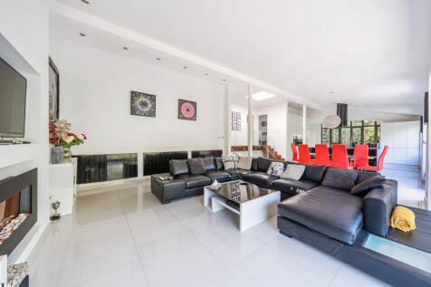 Entertaining Space