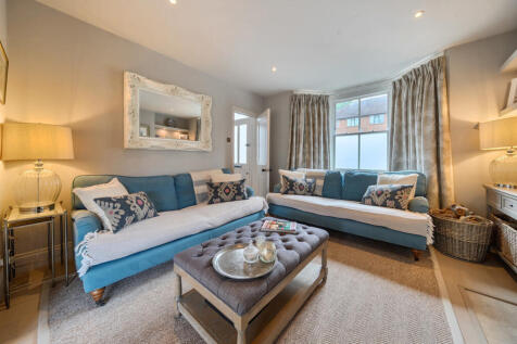Cosy Reception