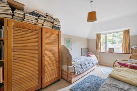 1376562-28-69137d...