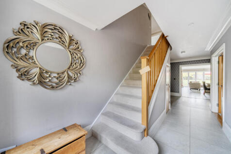 1365747-7-68ecbfa...