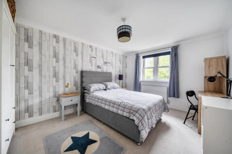 1365747-37-68ecc5...