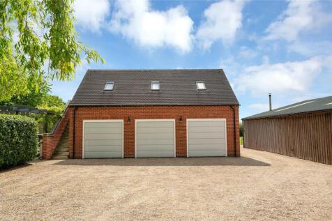 Triple Garage