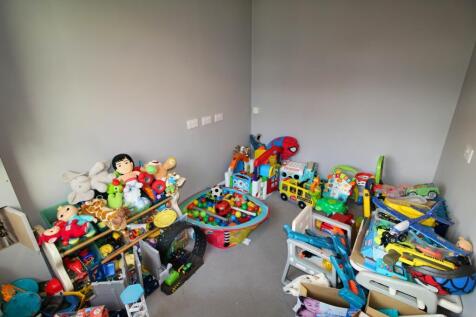 PLAYROOM/ OFFICE