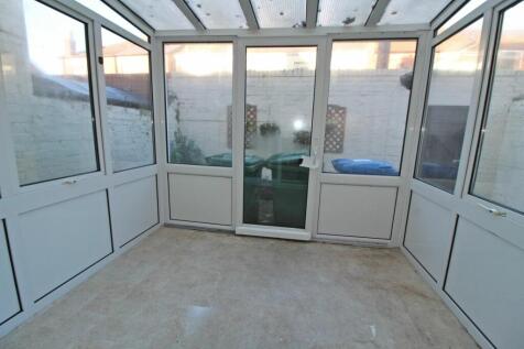 Lean Too Conservatory