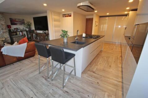 Kitchen/family  room