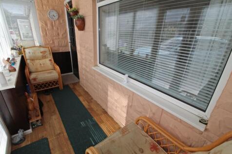 Entrance / Porch