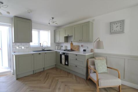 Kitchen Dining Area