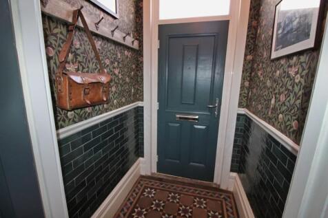 VESTIBULE