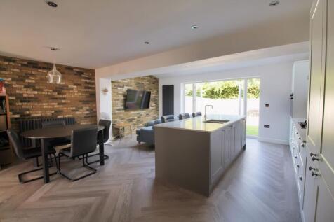 Kitchen/Family Room