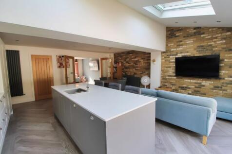 Kitchen/Family Room