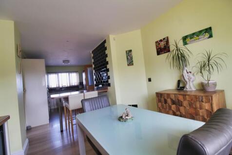 Kitchen Diner/ Family Room