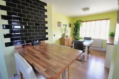 Kitchen Diner/ Family Room