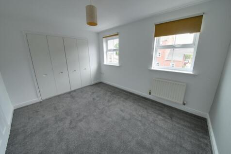 Bedroom 1, 1st floor