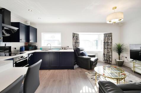 Kitchen/Lounge