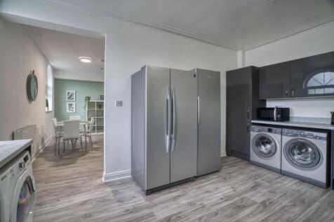 Communal Kitchen