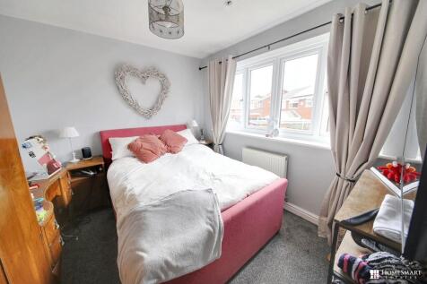 Second bedroom