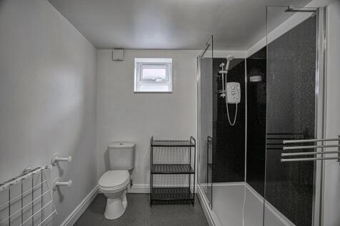 Shared Bathroom (four in total)