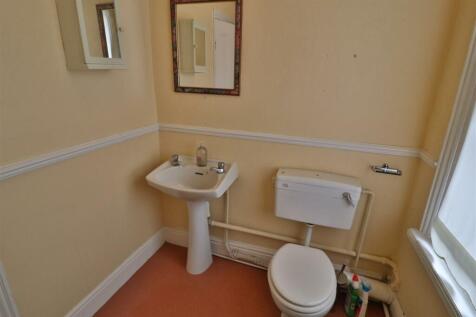 TOILET/W.C