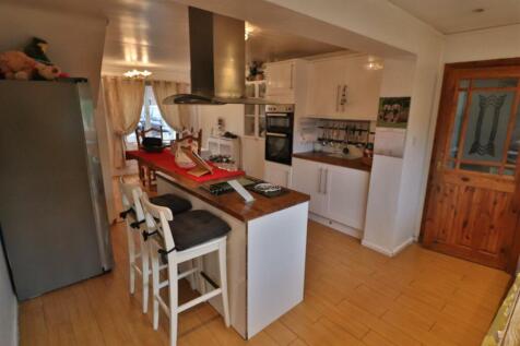 OPEN PLAN DINING KITCHEN