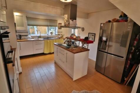 OPEN PLAN DINING KITCHEN