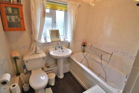 BATHROOM/W.C