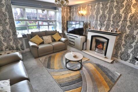 FAMILY LOUNGE