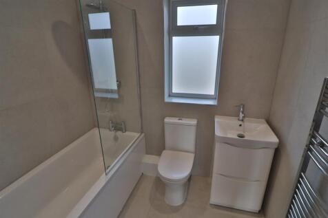 BATHROOM/W.C