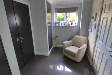 ENTRANCE HALLWAY