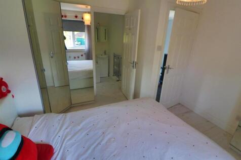 BEDROOM FIVE