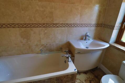 BATHROOM/W.C