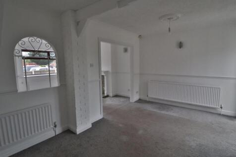 DINING/FAMILY ROOM