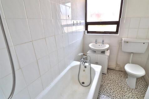 BATHROOM/W.C