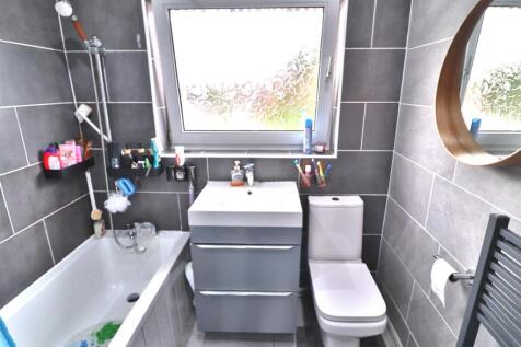 BATHROOM/W.C