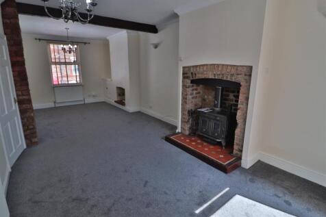 OPEN PLAN LOUNGE/DINING ROOM