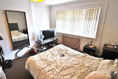 ROOM 1