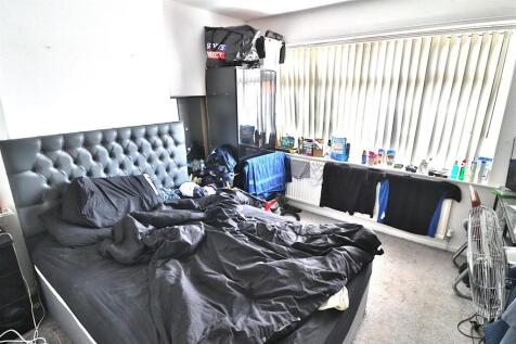 ROOM 3