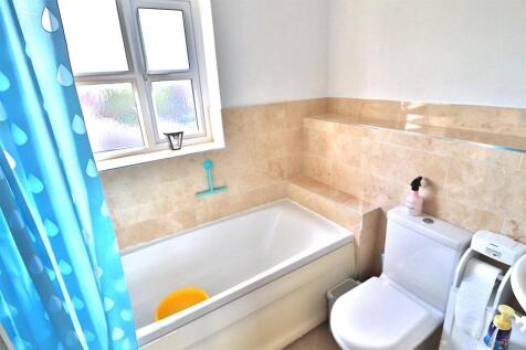 BATHROOM/W.C