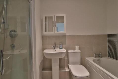 BATHROOM/W.C
