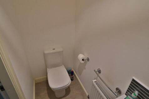 CLOAKROOM/W.C