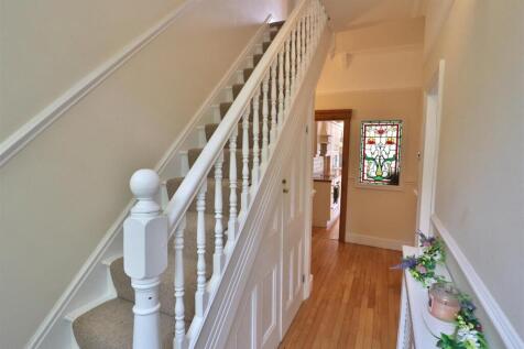 ENTERANCE HALLWAY