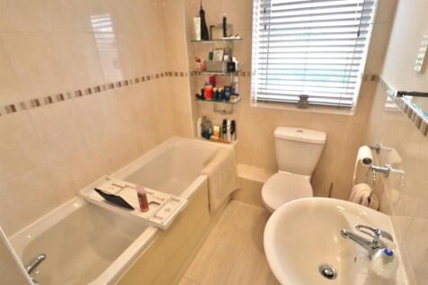 BATHROOM/W.C