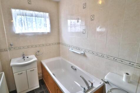 BATHROOM/W.C