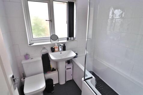 BATHROOM/W.C