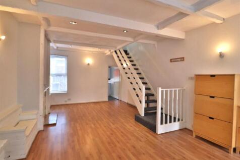 OPEN PLAN LIVING/DINING ROOM