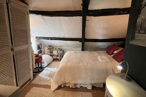 Attic Room 2