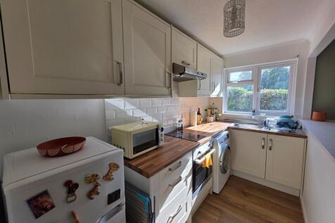 Open Plan Lounge /Kitchen
