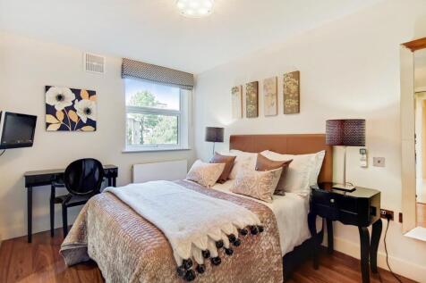 4_Master Bedroom-0.jpg