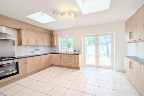 70 Ballards Road.jpg